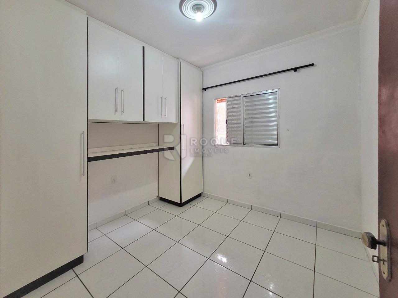 Casa Residencial à venda no bairro Jardim Caieira: DORMITÓRIO 1 