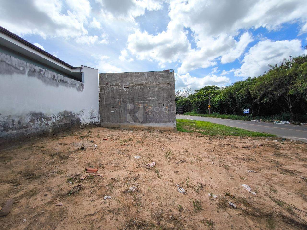 Terreno à venda no bairro Jardim Residencial Antonio Simonetti: 