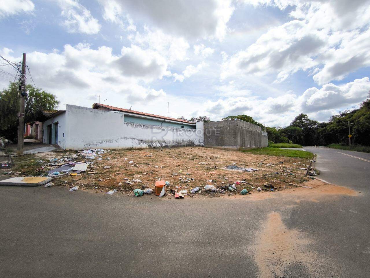 Terreno à venda no bairro Jardim Residencial Antonio Simonetti: 