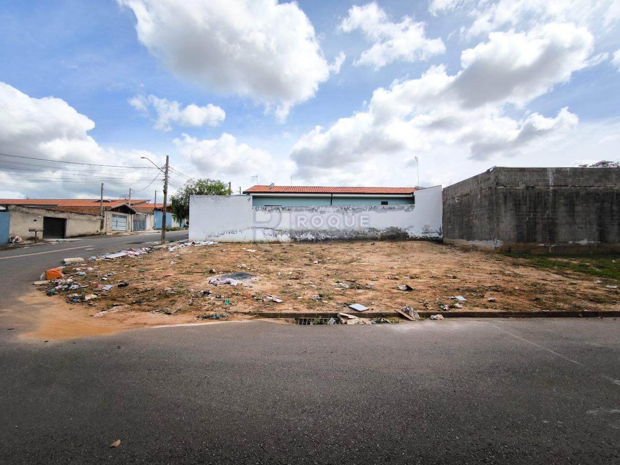 Terreno à venda no bairro Jardim Residencial Antonio Simonetti: 