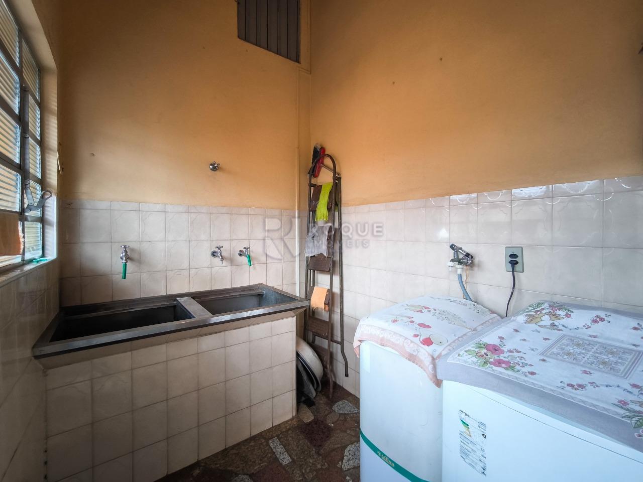 Casa Residencial à venda no bairro Jardim Mediterrâneo: LAVANDERIA