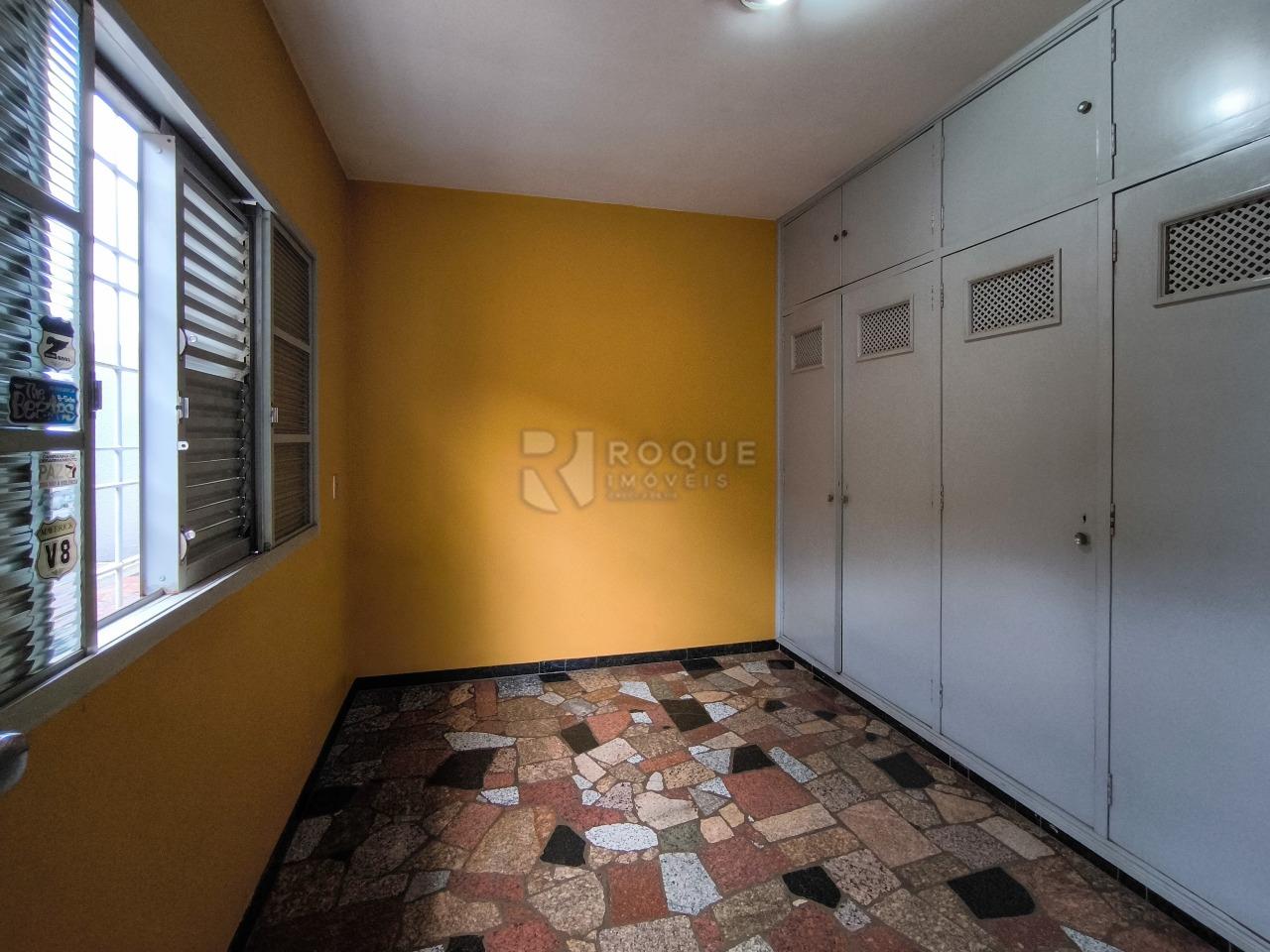 Casa Residencial à venda no bairro Jardim Mediterrâneo: DESPEJO