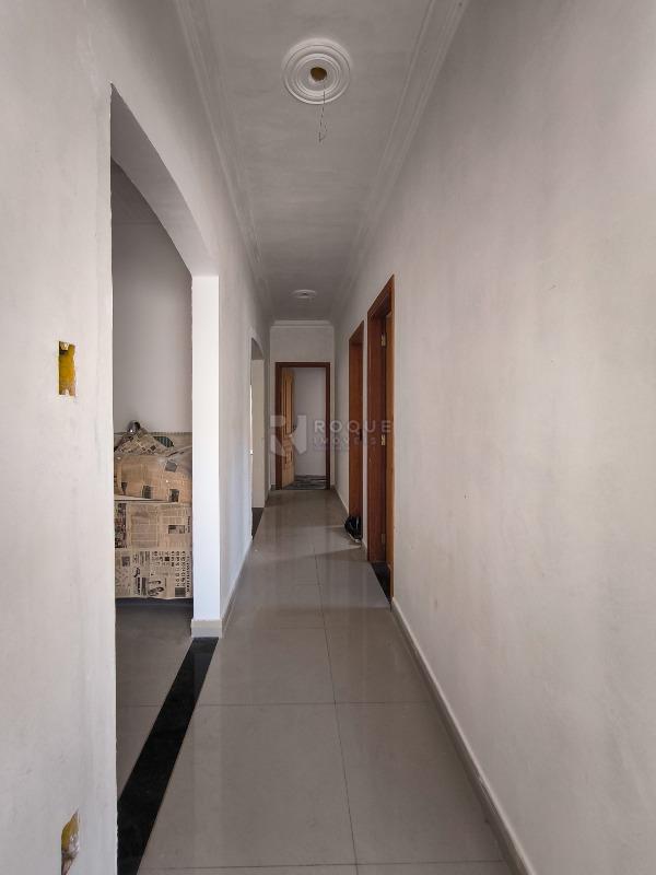 Casa Residencial à venda no bairro Jardim Santo André: CORREDOR INTERNO