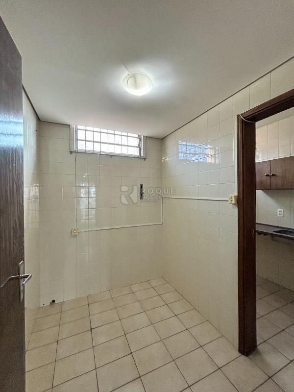 Salão para aluguel no bairro Boa Vista: Despensa 