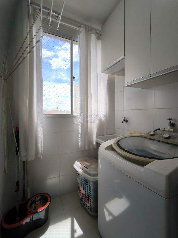 Apartamento à venda no bairro Vila Camargo: LAVANDERIA