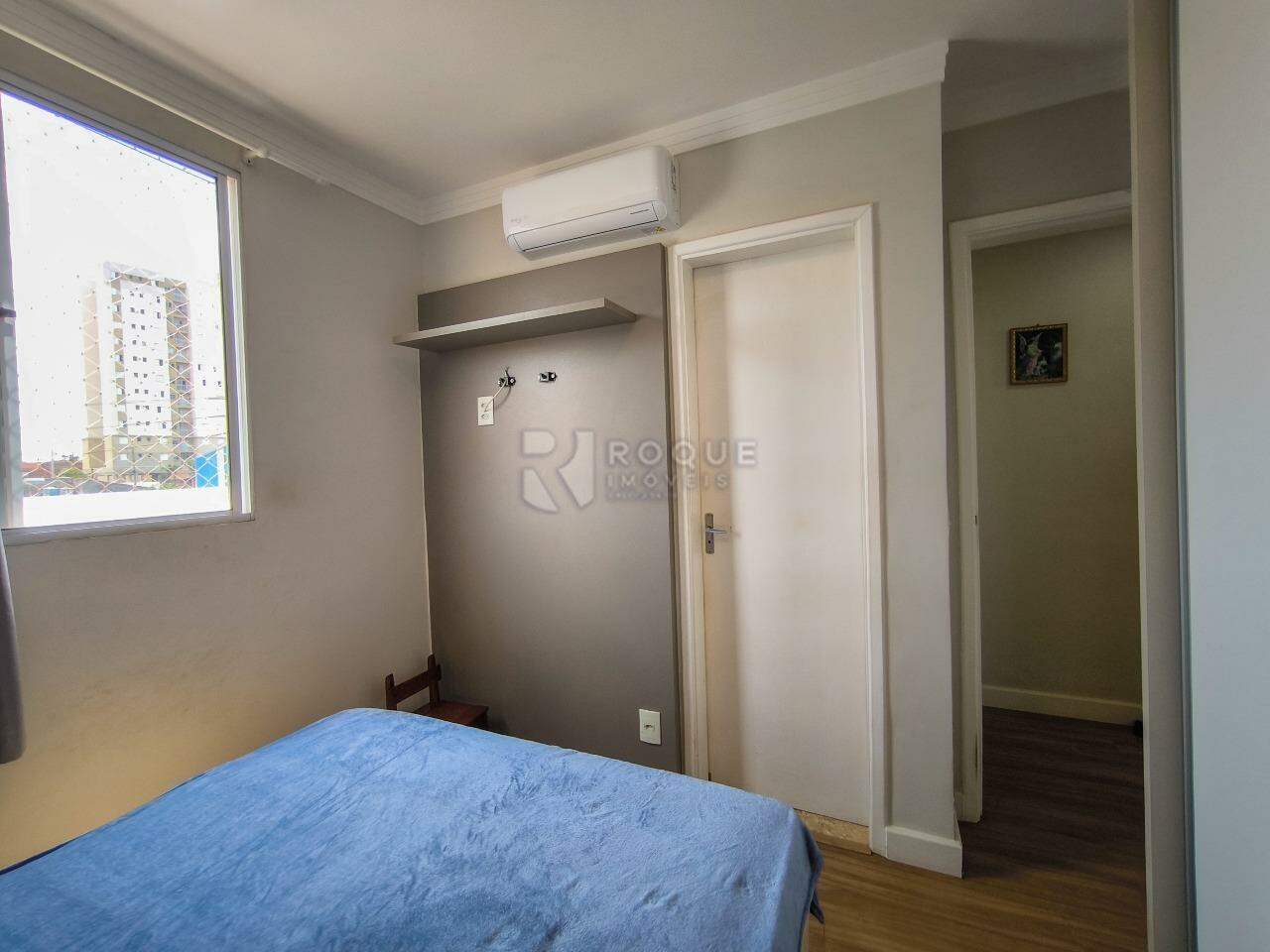Apartamento à venda no bairro Vila Camargo: SUÍTE