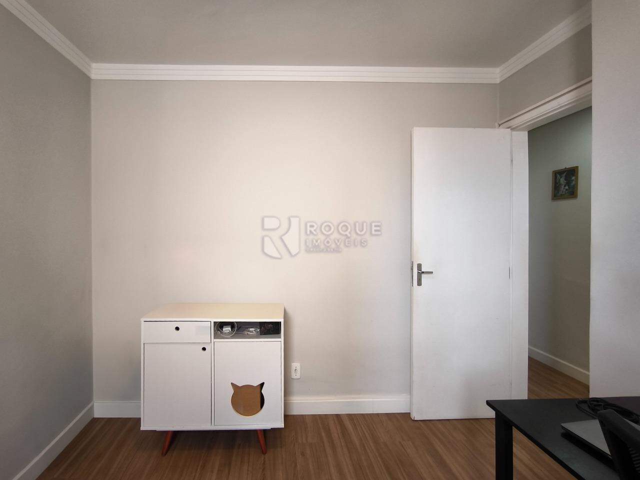 Apartamento à venda no bairro Vila Camargo: DORMITÓRIO