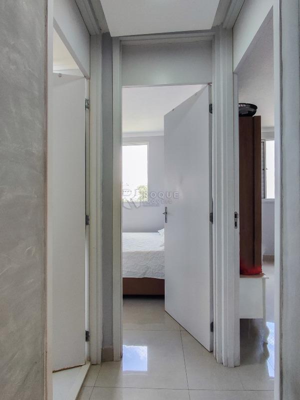 Apartamento para aluguel no bairro Parque Hippolyto: CORREDOR INTERNO