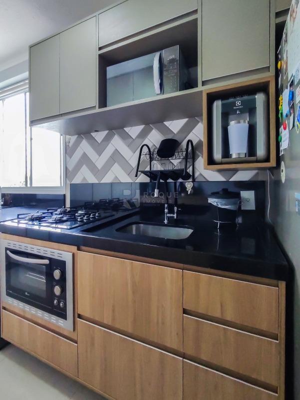 Apartamento para aluguel no bairro Parque Hippolyto: COZINHA