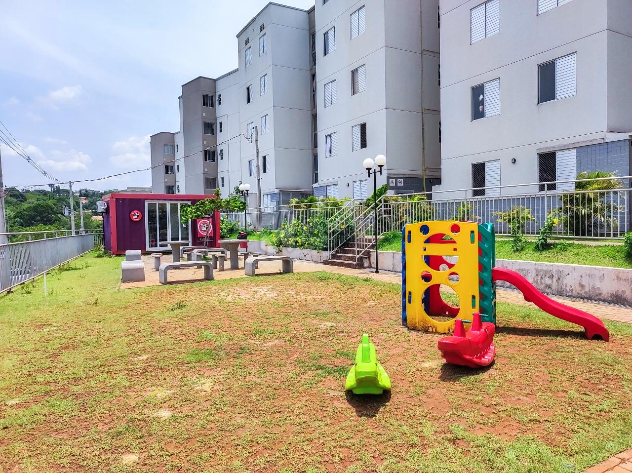 Apartamento para aluguel no bairro Parque Hippolyto: PLAYGROUND