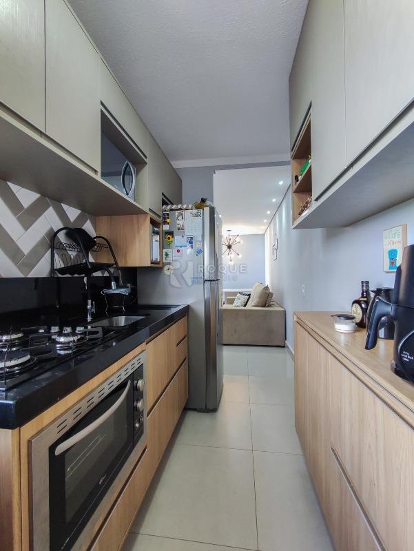 Apartamento para aluguel no bairro Parque Hippolyto: COZINHA