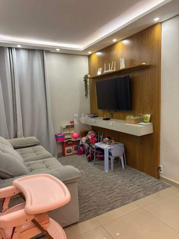 Apartamento à venda no bairro Cidade Jardim: 
