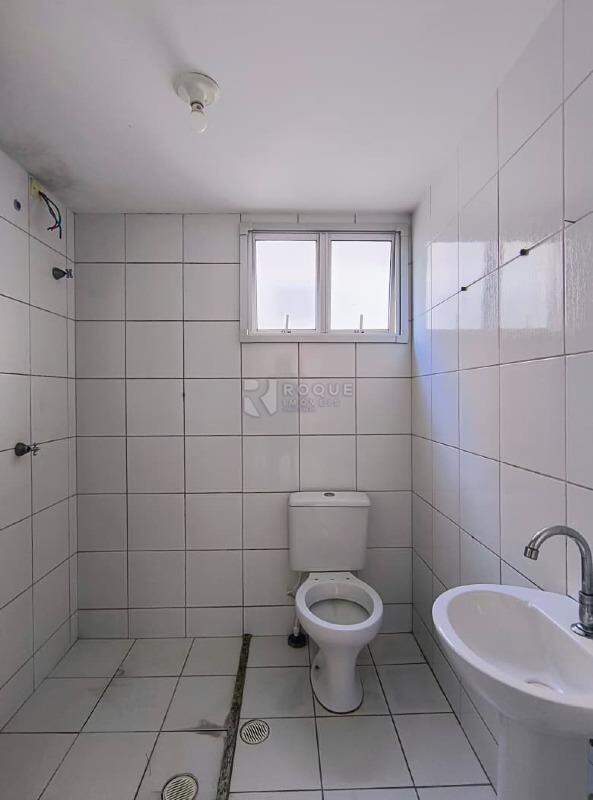 Apartamento para aluguel no bairro Residencial Rubi: Wc social