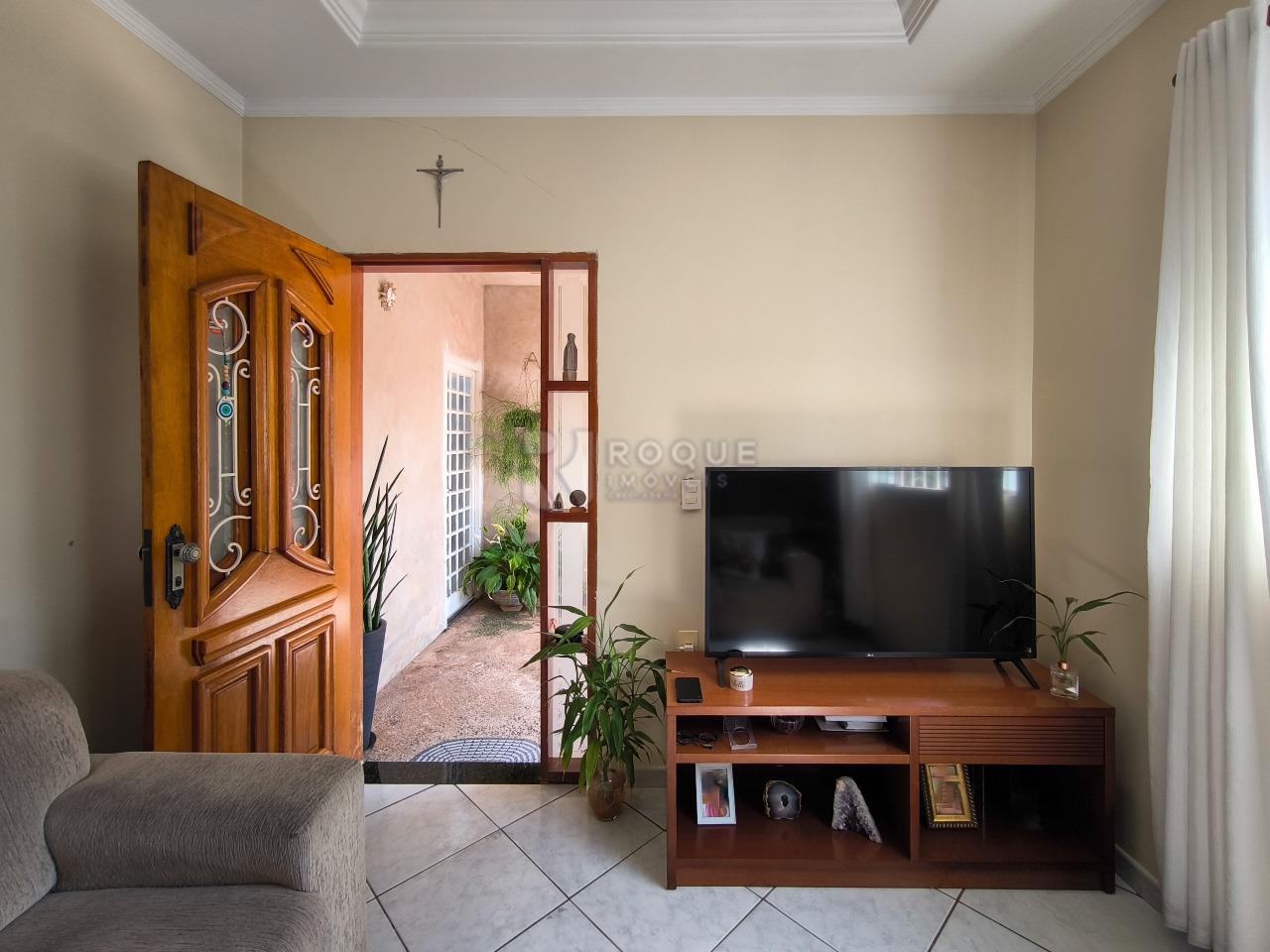Casa Residencial à venda no bairro Jardim das Palmeiras: SALA DE ESTAR
