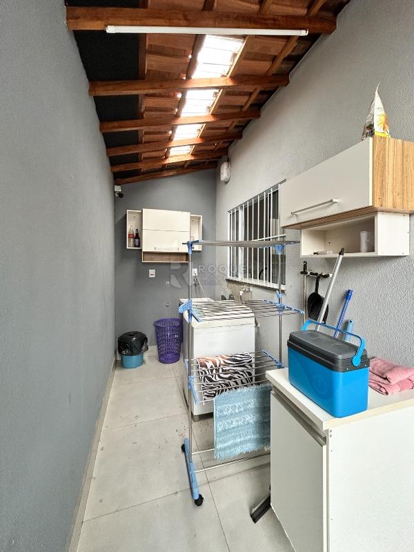 Casa Residencial para aluguel no bairro Jardim Nova Itália: Área de serviço 