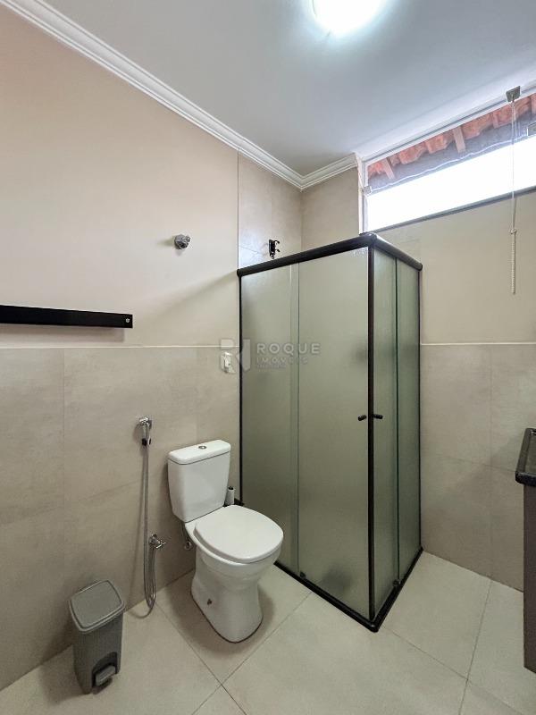 Casa Residencial para aluguel no bairro Jardim Nova Itália: WC social