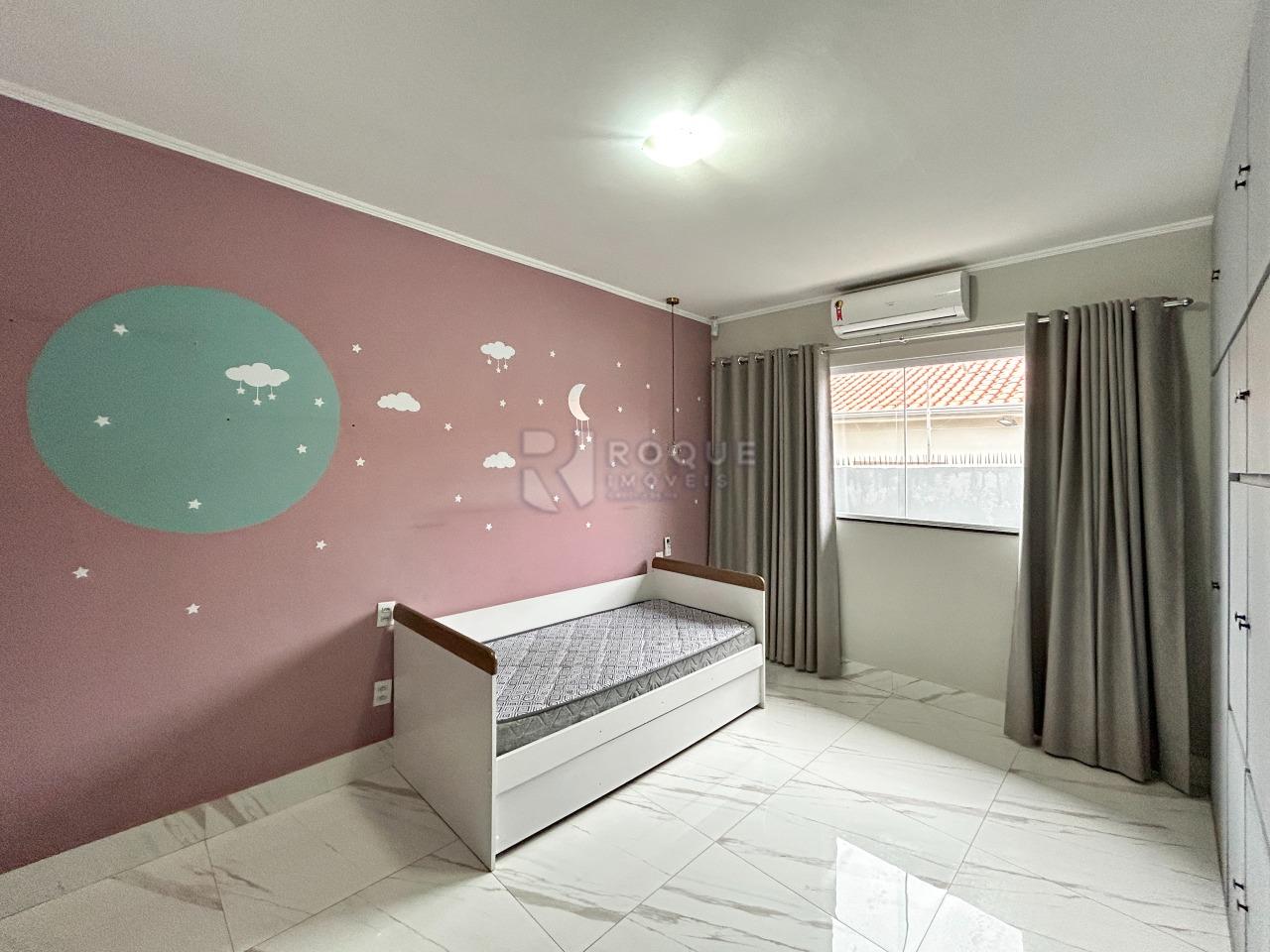 Casa Residencial para aluguel no bairro Jardim Nova Itália: Dormitório 2 suíte