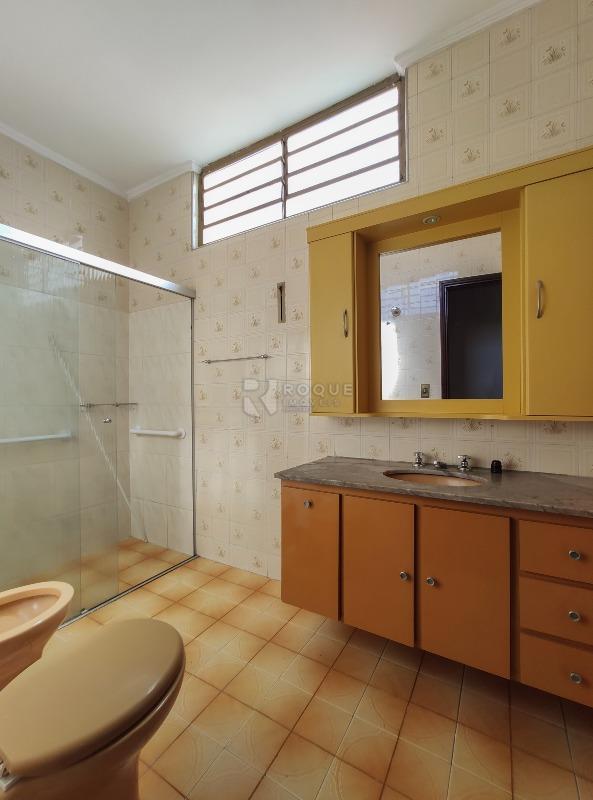 Casa Residencial à venda no bairro Jardim Nova Itália: WC social 