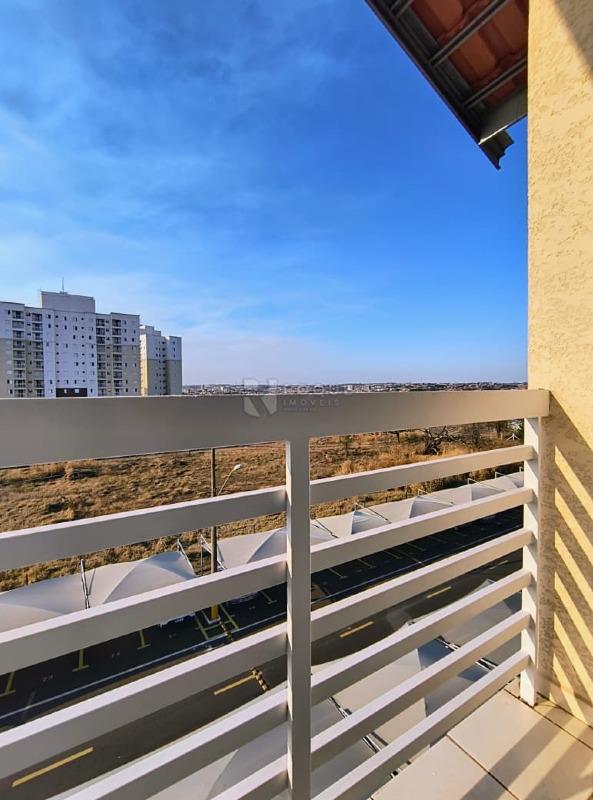 Apartamento à venda no bairro Jardim Parque Novo Mundo: Sacada