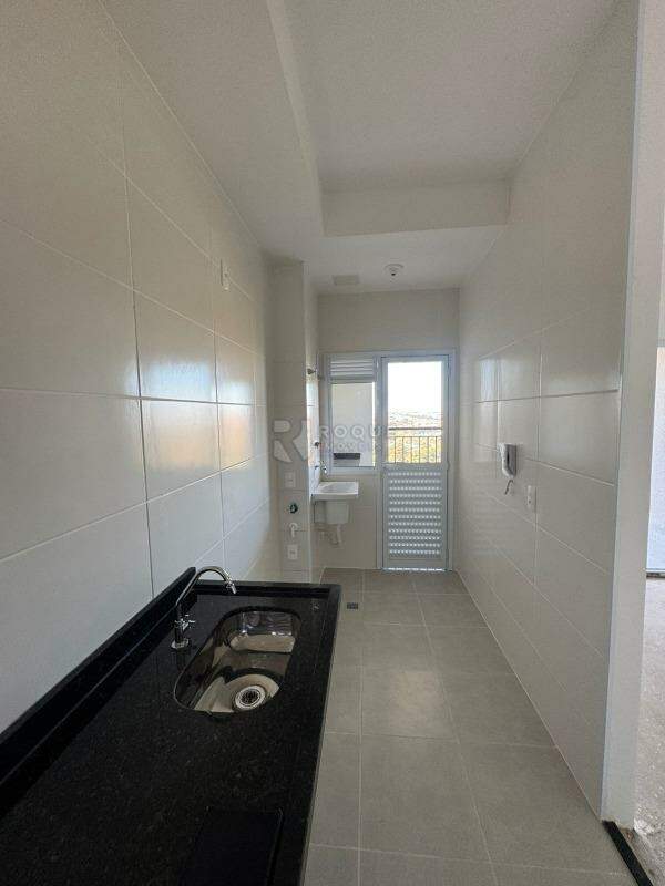 Apartamento à venda no bairro Jardim Santa Adélia: 
