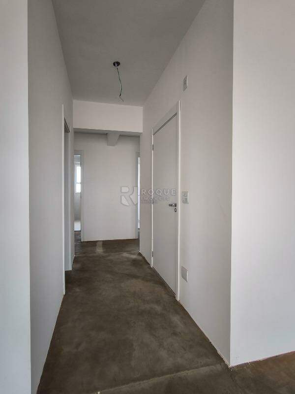 Apartamento à venda no bairro Jardim Aquárius: HALL DE ENTRADA