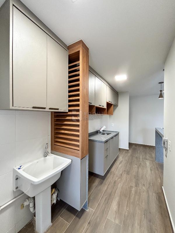 Apartamento para aluguel no bairro Vila Santa Rosália: Área de serviço 