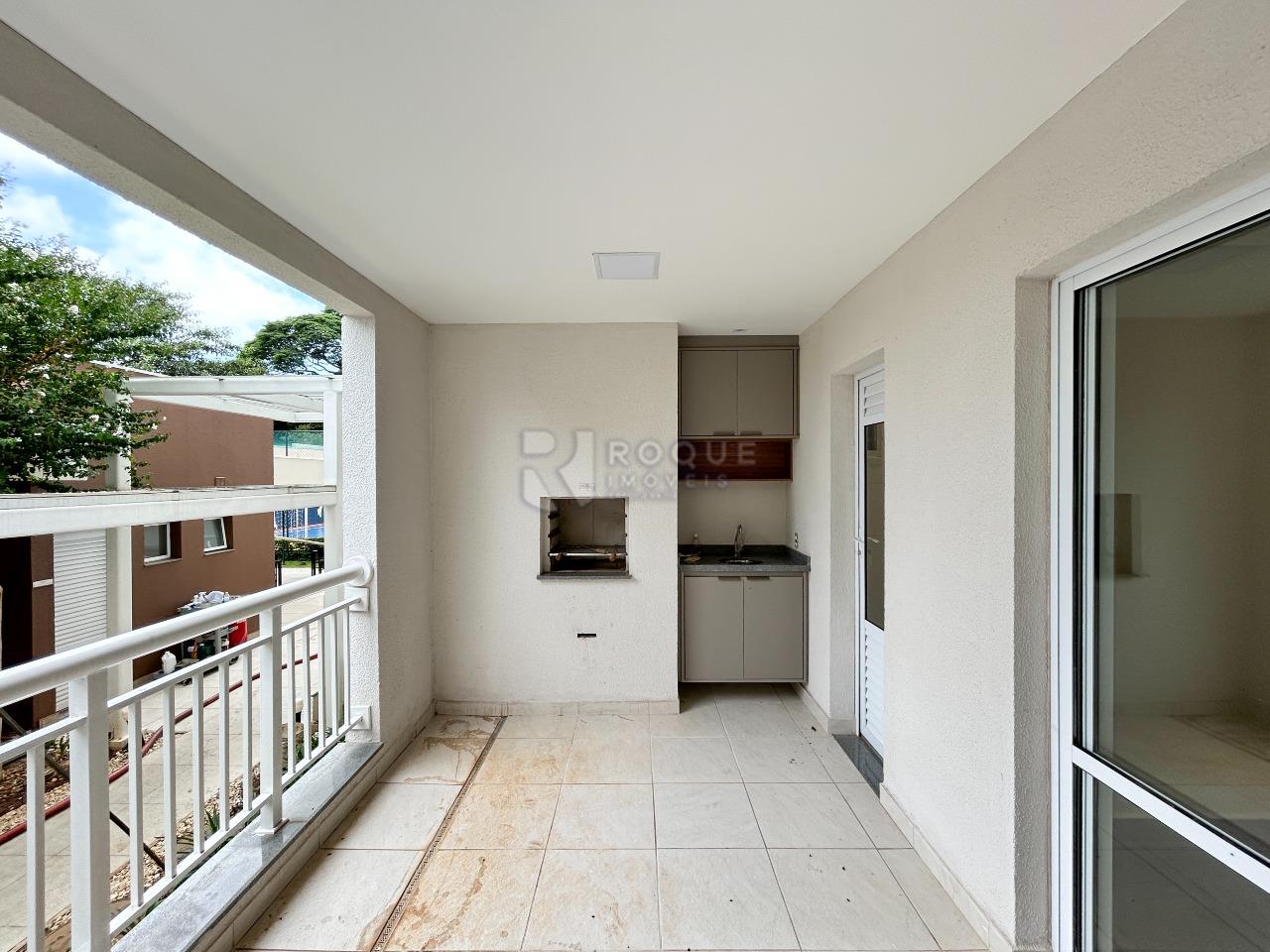 Apartamento para aluguel no bairro Vila Santa Rosália: Sacada