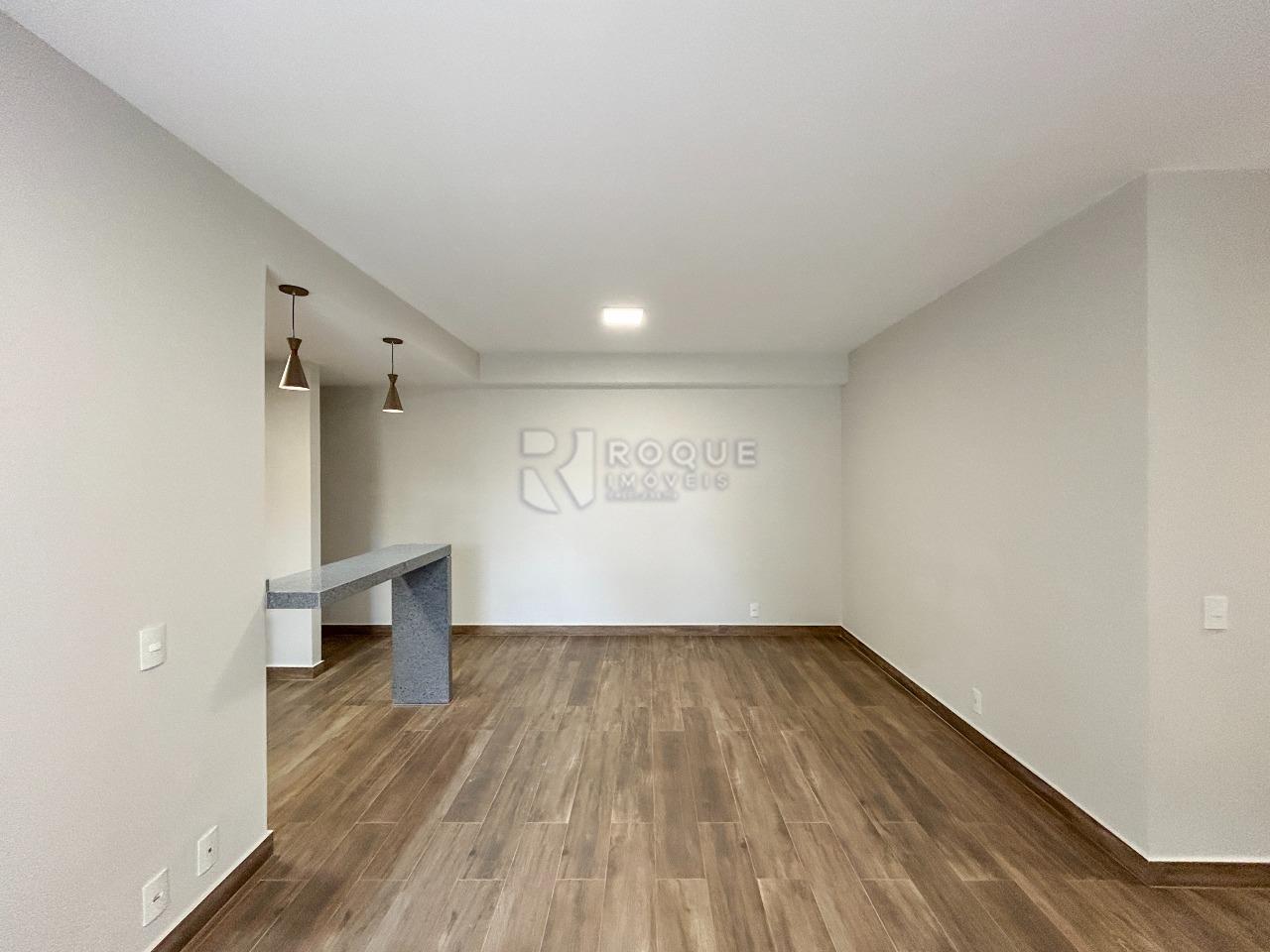 Apartamento para aluguel no bairro Vila Santa Rosália: Sala 