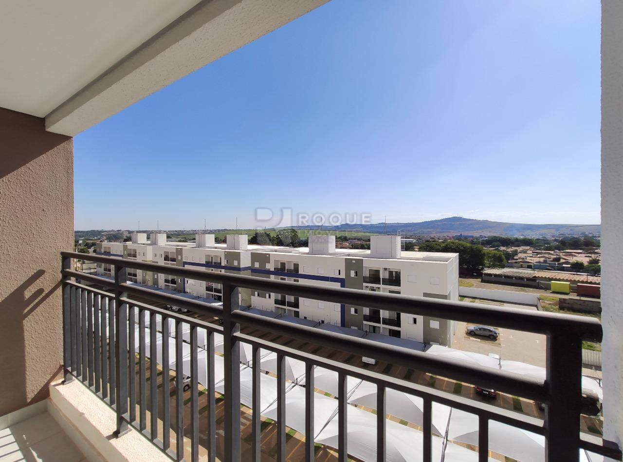 Apartamento à venda no bairro Jardim Santa Adélia: Sacada