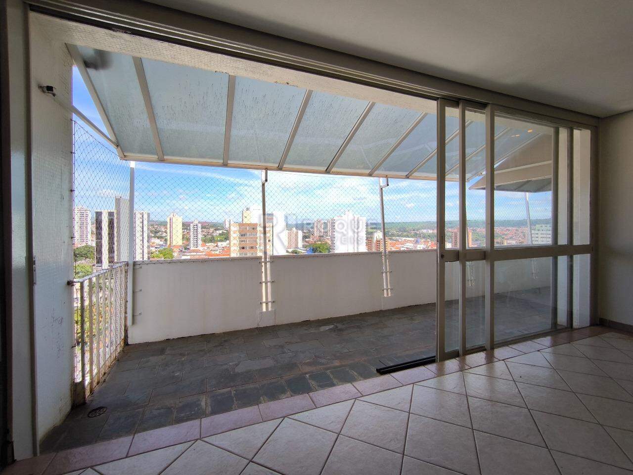 Apartamento à venda no bairro Centro: SACADA