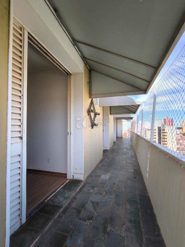 Apartamento à venda no bairro Centro: SACADA