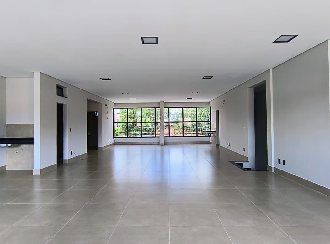 Salão para aluguel no bairro Parque Real: Salão