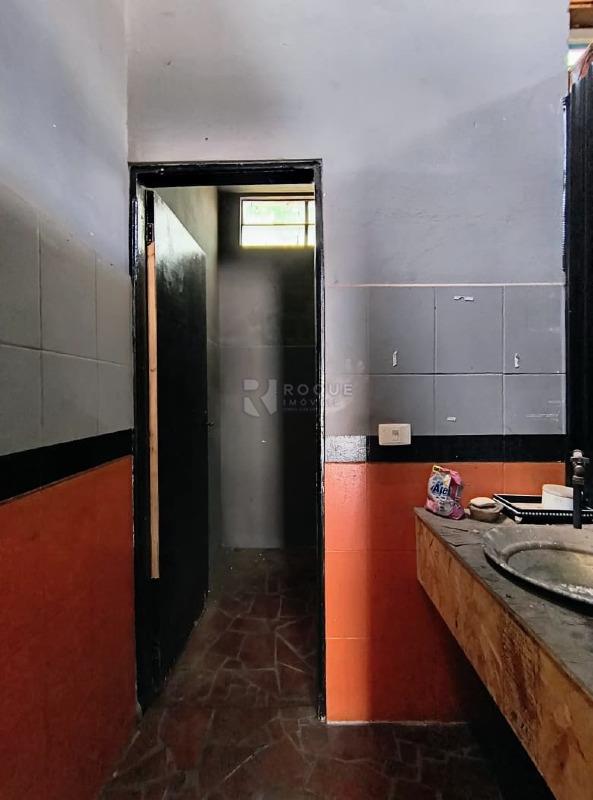 Salão para aluguel no bairro Jardim Nossa Senhora de Fátima: Lavatório