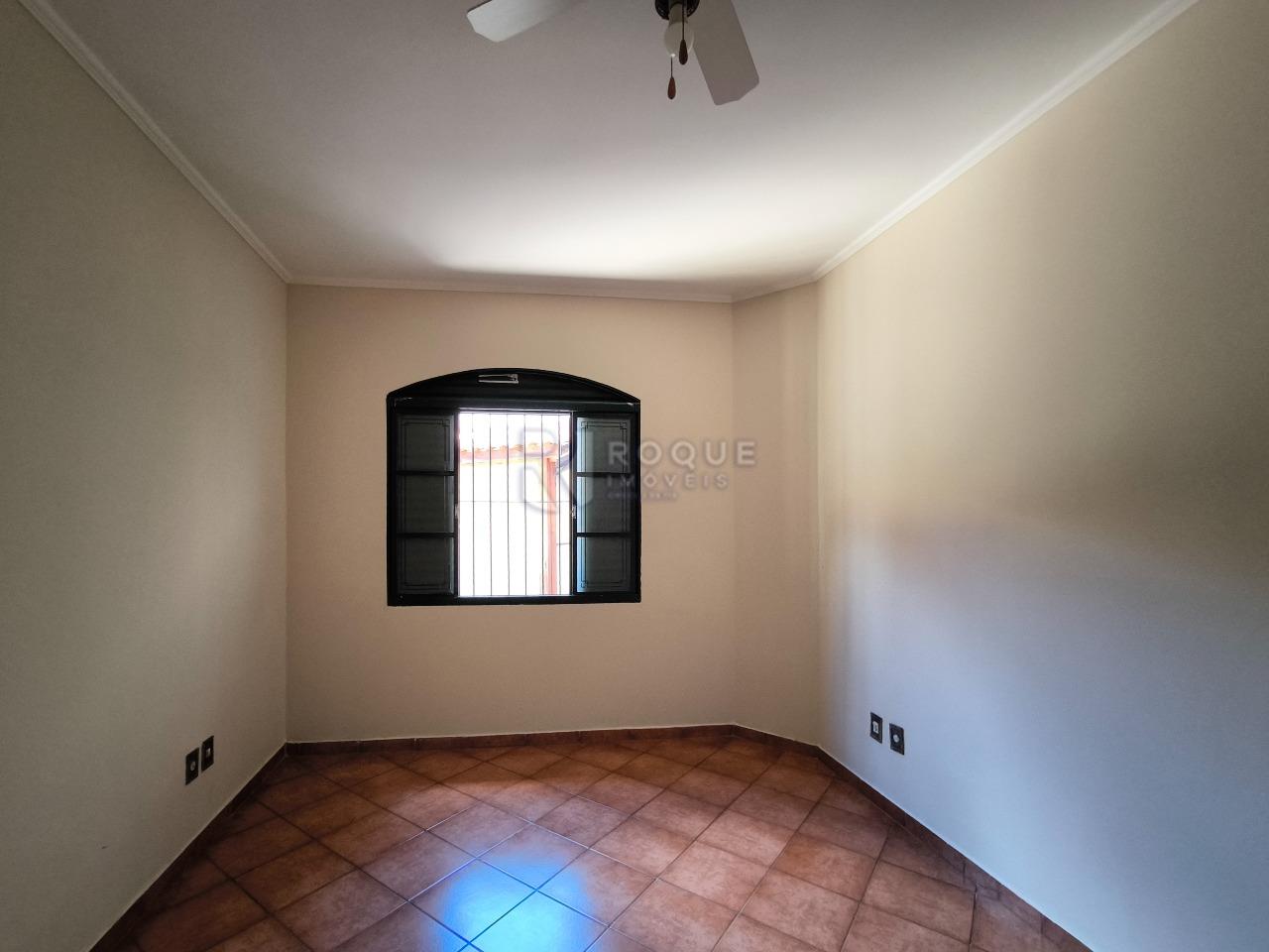 Casa Residencial à venda no bairro Jardim Mediterrâneo: DORMITÓRIO 2