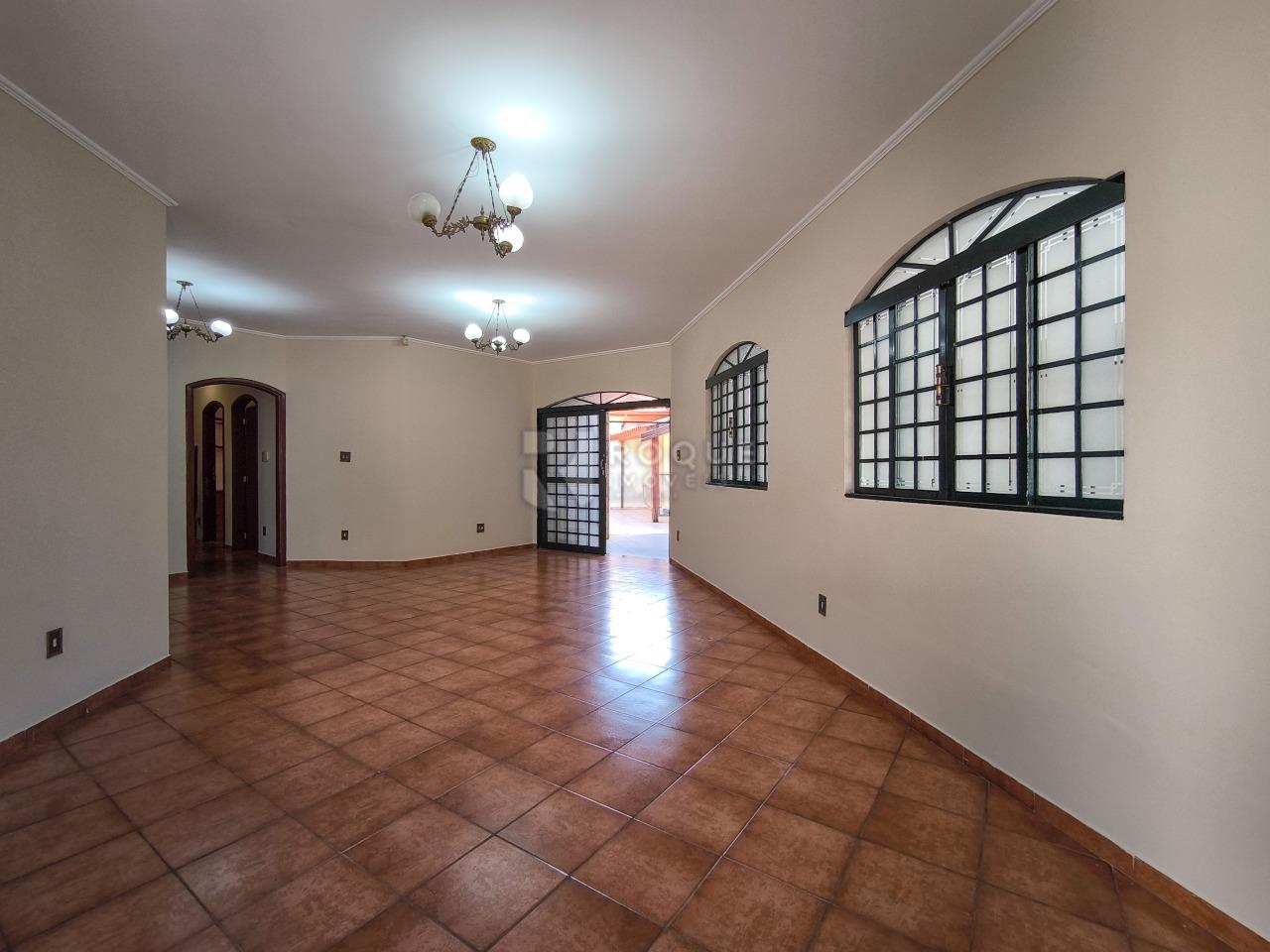 Casa Residencial à venda no bairro Jardim Mediterrâneo: SALA DE ESTAR