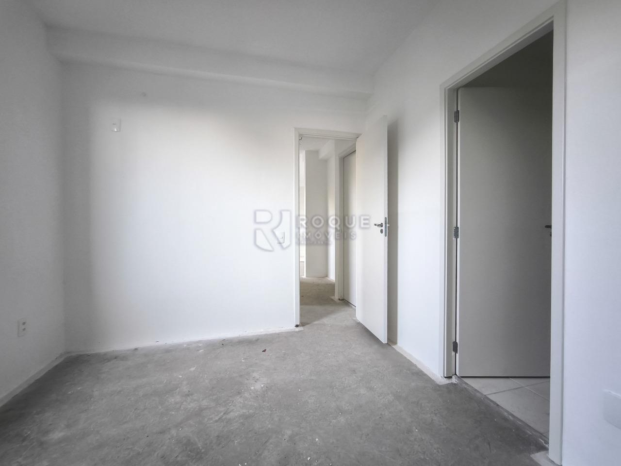 Apartamento à venda no bairro Chácaras Antonieta: SUÍTE