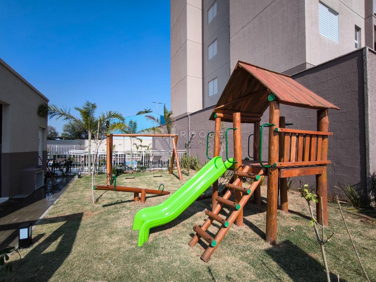 Apartamento à venda no bairro Chácaras Antonieta: PLAYGROUND