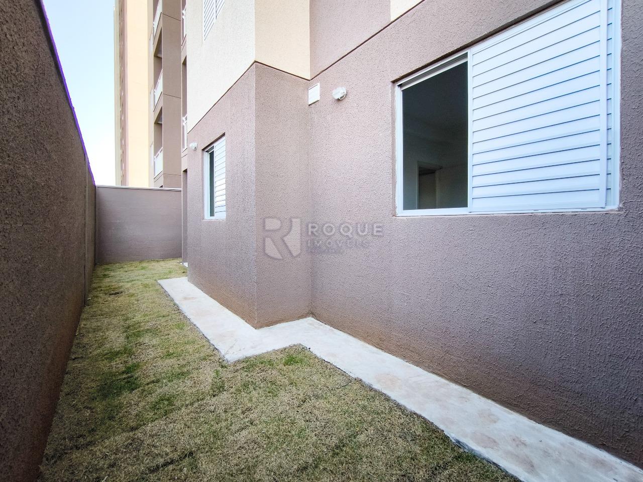 Apartamento à venda no bairro Chácaras Antonieta: JARDIM