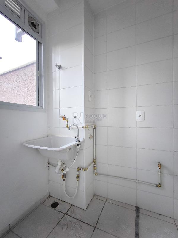 Apartamento à venda no bairro Chácaras Antonieta: LAVANDERIA