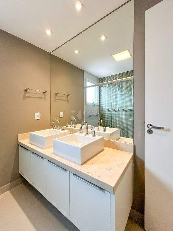 Apartamento à venda no bairro Jardim Santo André: WC social 