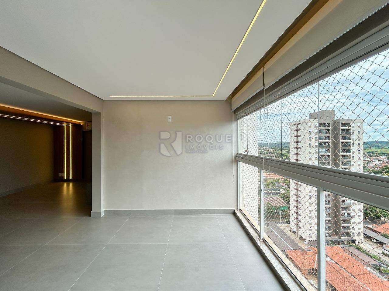 Apartamento à venda no bairro Jardim Santo André: Sacada 
