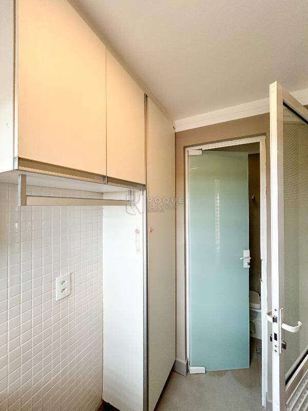 Apartamento à venda no bairro Jardim Santo André: Área de serviço 