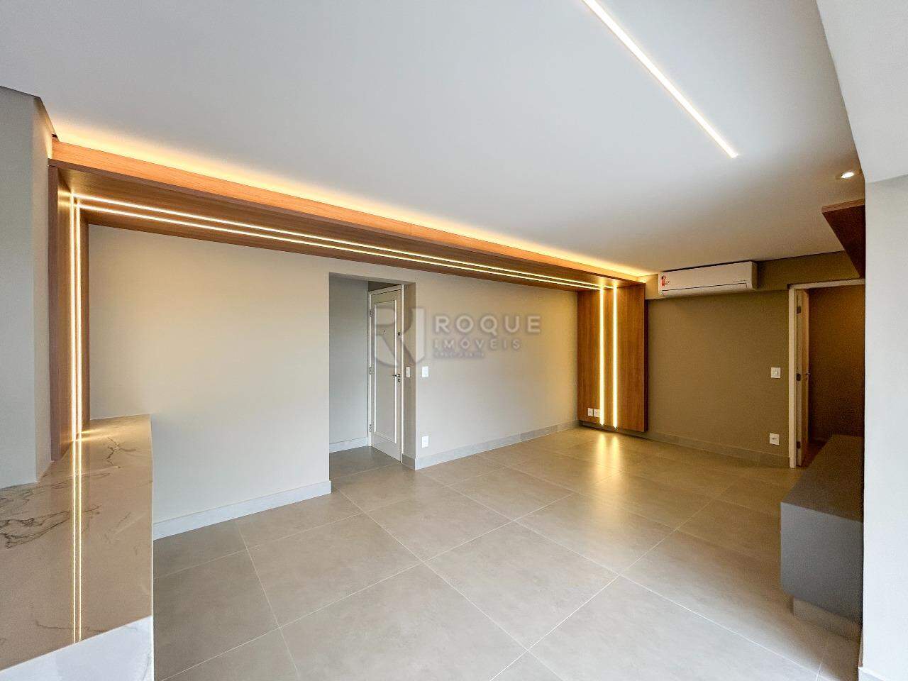 Apartamento à venda no bairro Jardim Santo André: Sala 