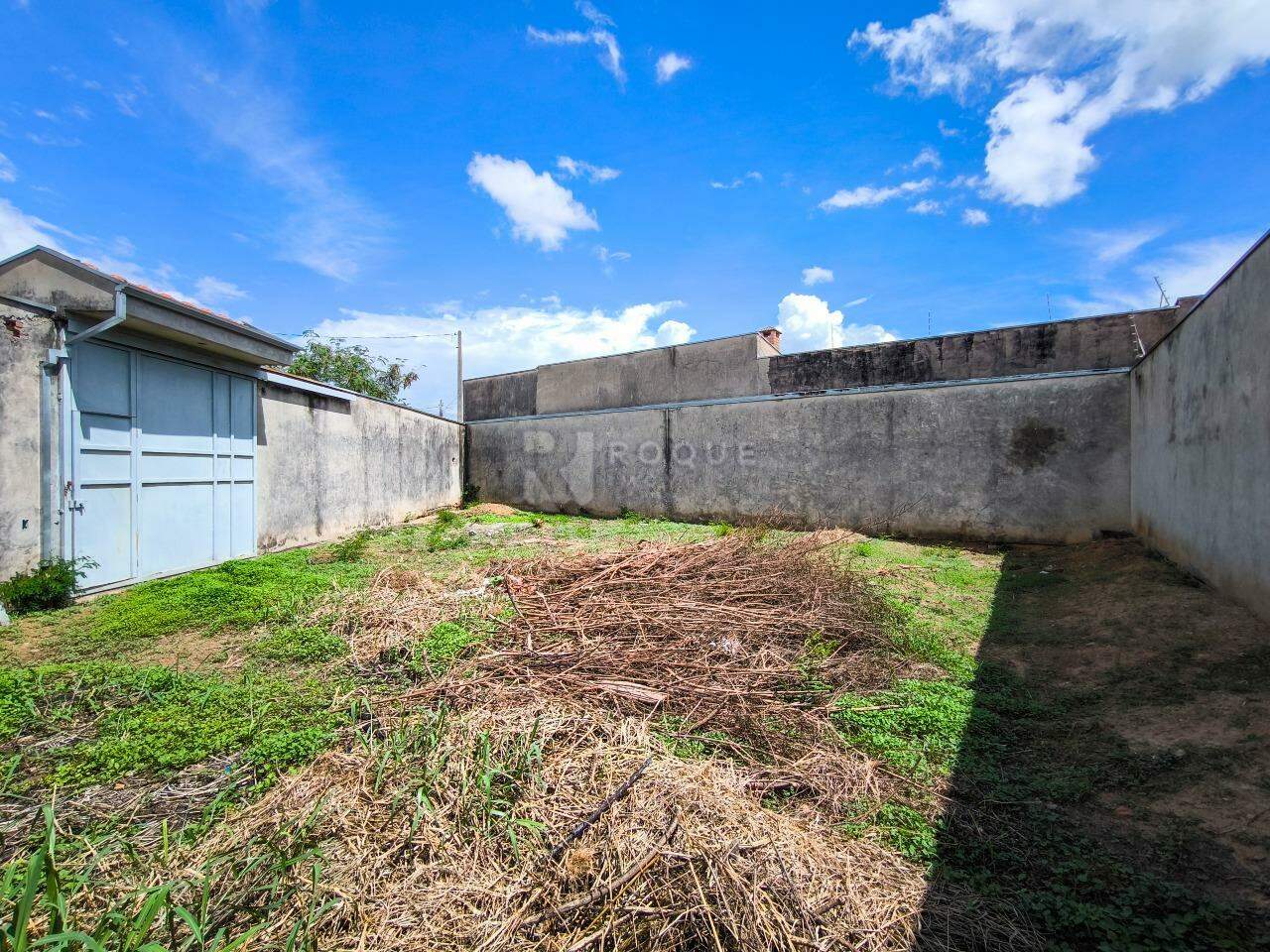 Terreno à venda no bairro Jardim Residencial e Comercial Alto dos Laranjais: 