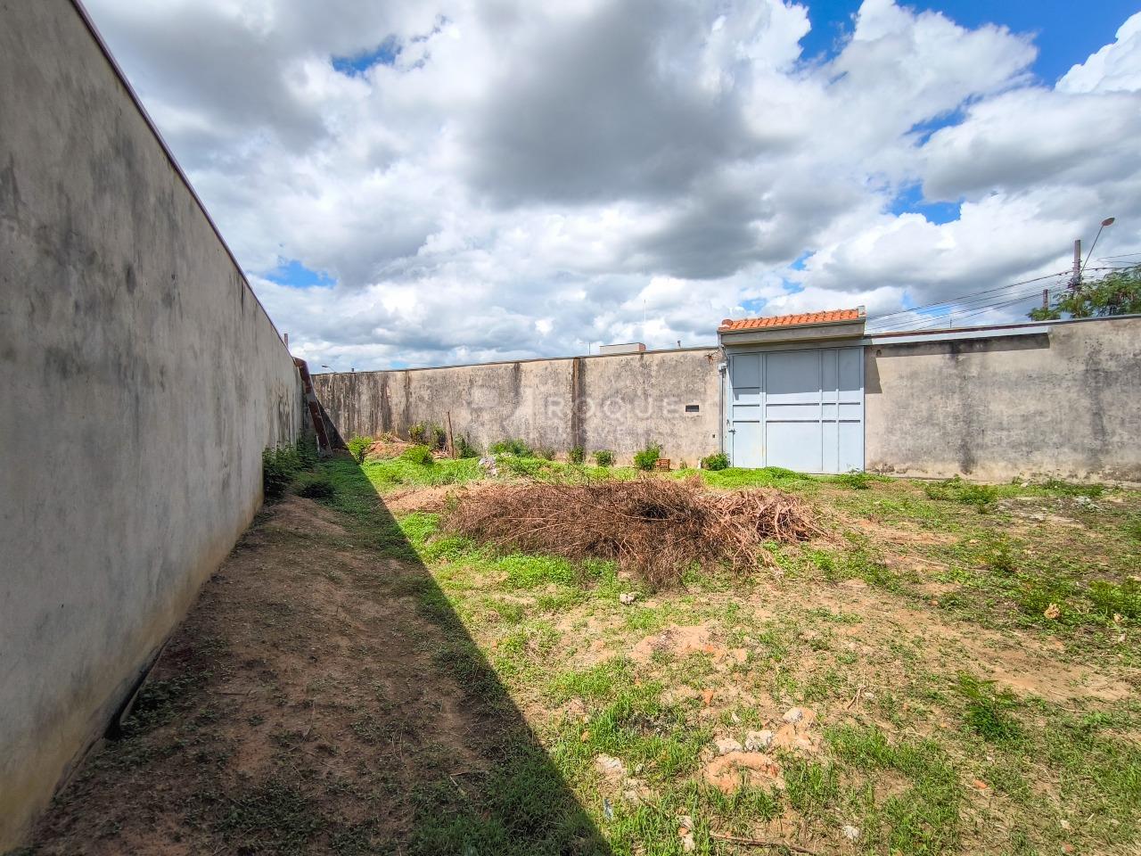Terreno à venda no bairro Jardim Residencial e Comercial Alto dos Laranjais: 
