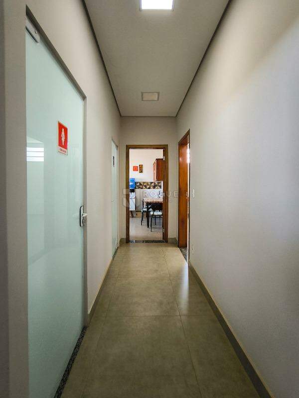 Salas/Conjuntos à venda no bairro Jardim Cidade Universitária I: CORREDOR INTERNO