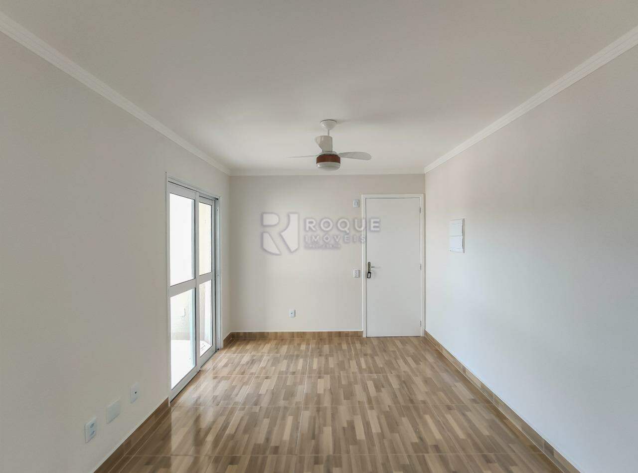 Apartamento à venda no bairro Residencial Jardins de Limeira: Sala 