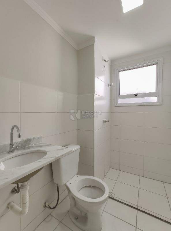 Apartamento à venda no bairro Residencial Jardins de Limeira: WC social 