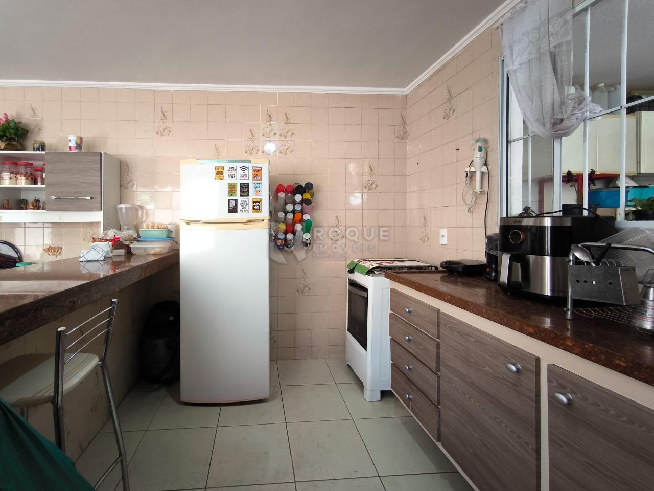 Casa Residencial à venda no bairro Jardim Bandeirantes: COZINHA