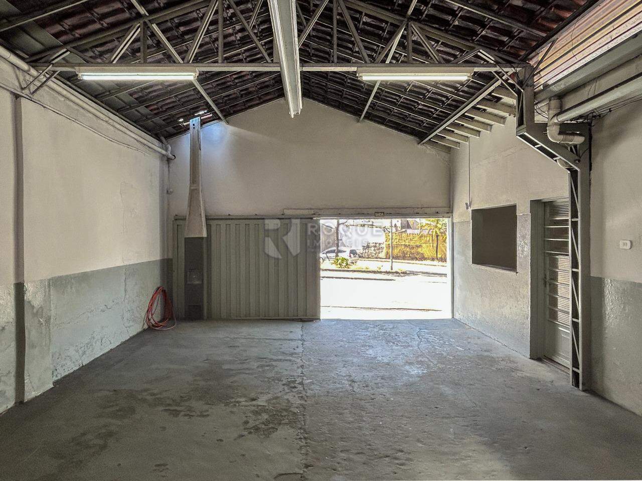 Barracão/Galpão para aluguel no bairro Vila Camargo: Salão